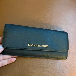 Michael Kors envelope wallet